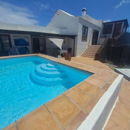 Tipica Lanzarote House Only Adults Bed and Breakfast Tías Exteriör bild