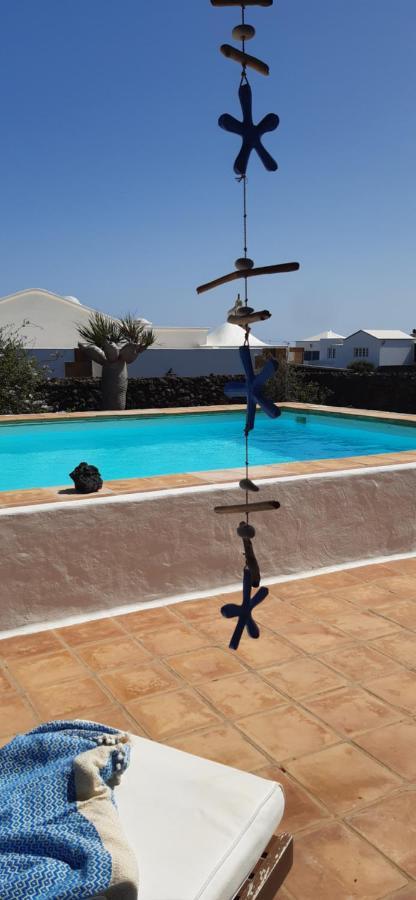 Tipica Lanzarote House Only Adults Bed and Breakfast Tías Exteriör bild