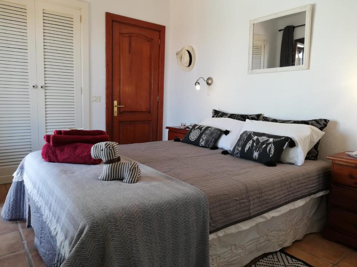 Tipica Lanzarote House Only Adults Bed and Breakfast Tías Exteriör bild