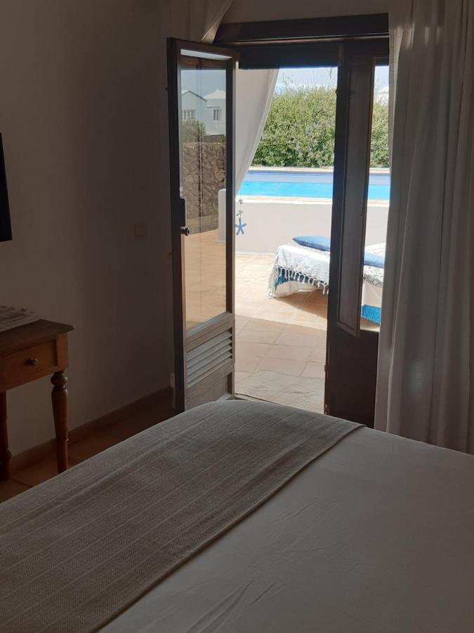 Tipica Lanzarote House Only Adults Bed and Breakfast Tías Exteriör bild