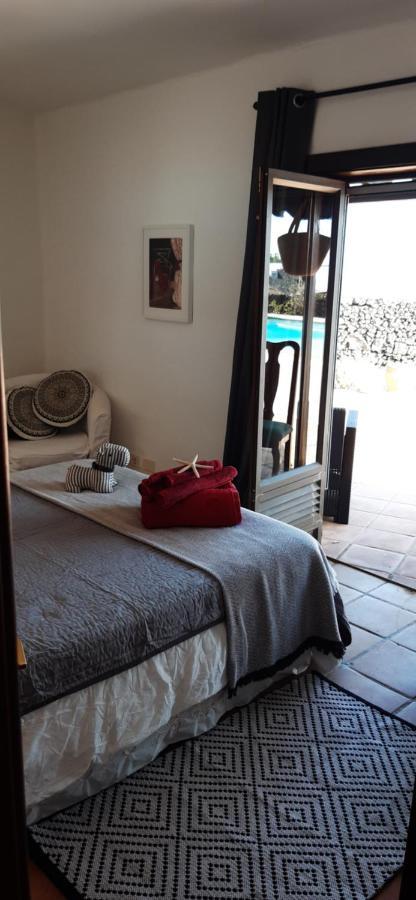 Tipica Lanzarote House Only Adults Bed and Breakfast Tías Exteriör bild