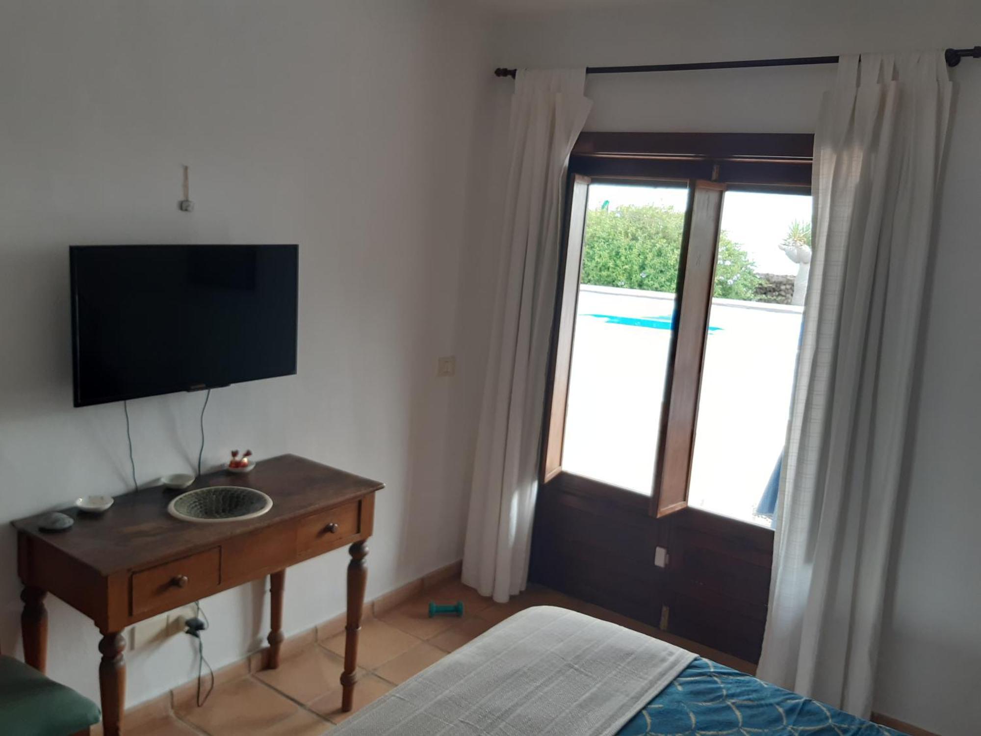 Tipica Lanzarote House Only Adults Bed and Breakfast Tías Exteriör bild