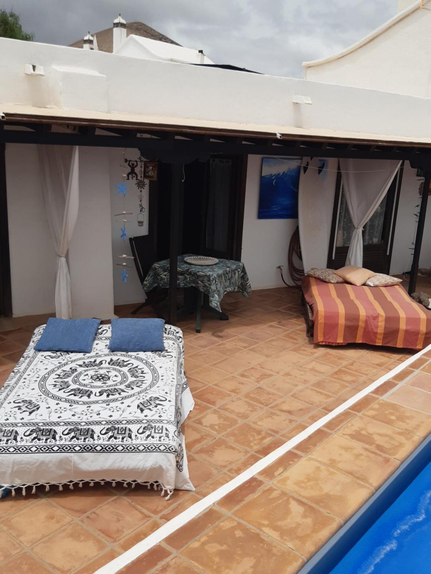 Tipica Lanzarote House Only Adults Bed and Breakfast Tías Exteriör bild